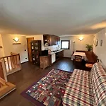 Le Nid Des Rouges Gorges Apartament
