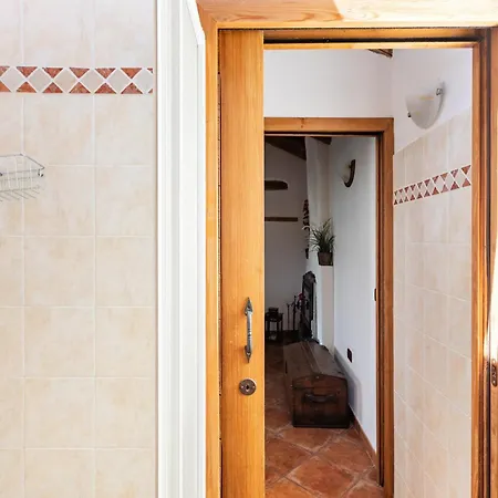 Le Nid Des Rouges Gorges Verrayes